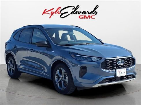 Used 2024 Ford Escape ST-Line image 3