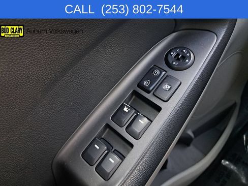 Used 2016 Kia Forte LX FWD image 25