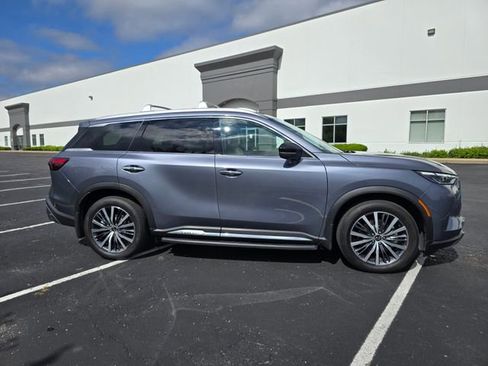 Used 2023 INFINITI QX60 Sensory w/ Vision Package AWD/4WD image 5