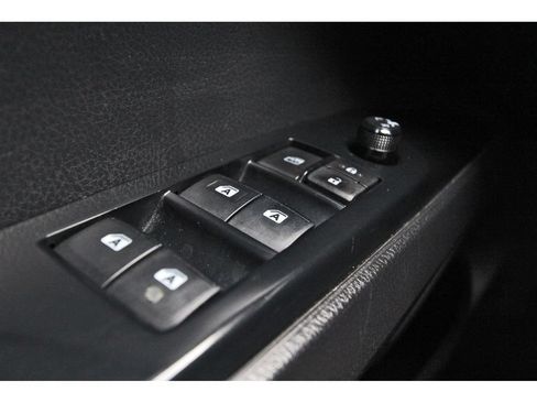 Used 2020 Toyota Camry SE FWD image 20