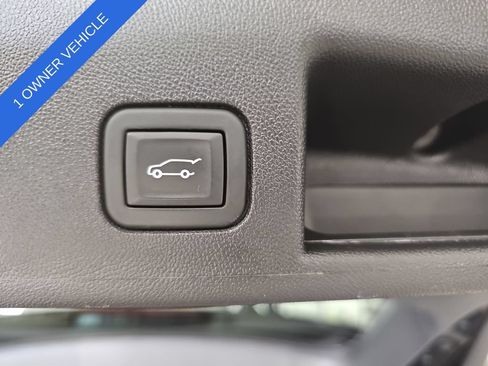 Used 2023 Chevrolet Equinox LT AWD/4WD image 13