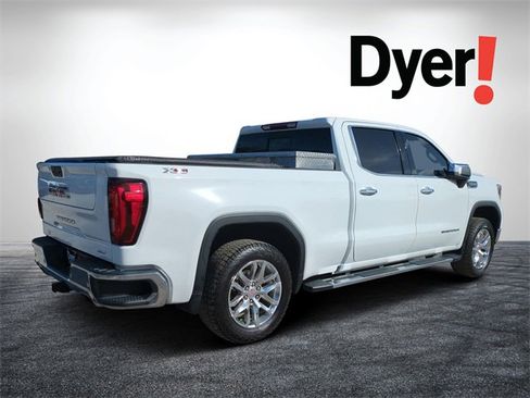 Used 2021 GMC Sierra 1500 SLT w/ SLT Premium Plus Package image 3
