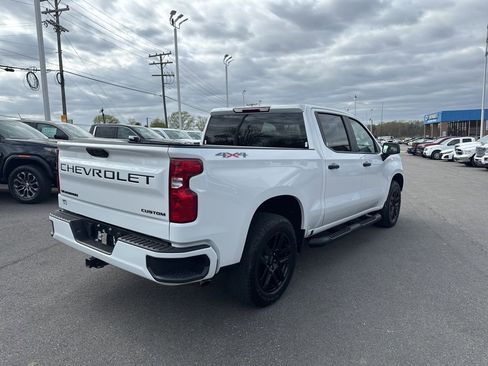 Used 2024 Chevrolet Silverado 1500 Custom AWD/4WD image 5