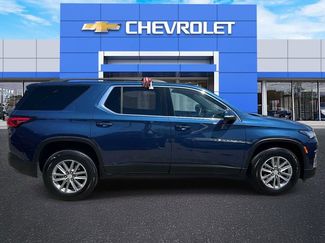 Certified 2023 Chevrolet Traverse LT w/ Rear Camera Mirror Package AWD/4WD video 2