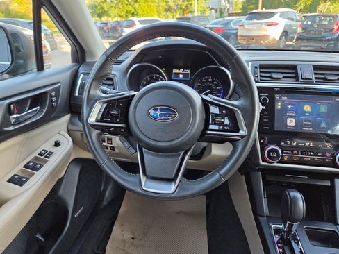 Used 2018 Subaru Outback 2.5i Limited AWD/4WD image 29