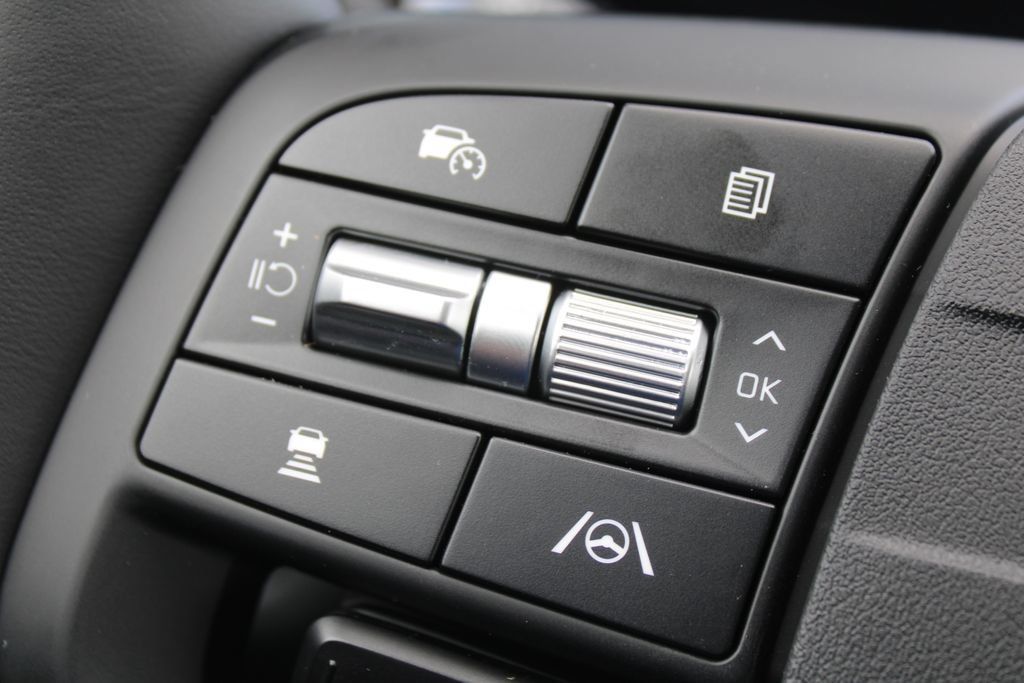 New 2027 Kia Sportage SX FWD image 28