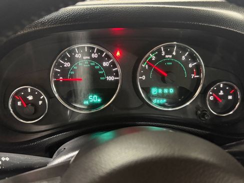Used 2012 Jeep Wrangler Unlimited Sahara AWD/4WD image 43