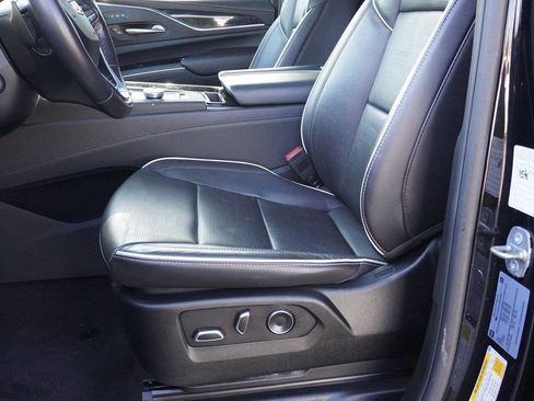 Used 2023 Cadillac Escalade Sport AWD/4WD image 33