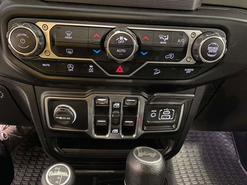 Used 2020 Jeep Wrangler Unlimited Sport S image 15