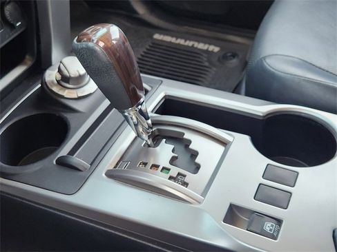 Used 2017 Toyota 4Runner Limited image 16