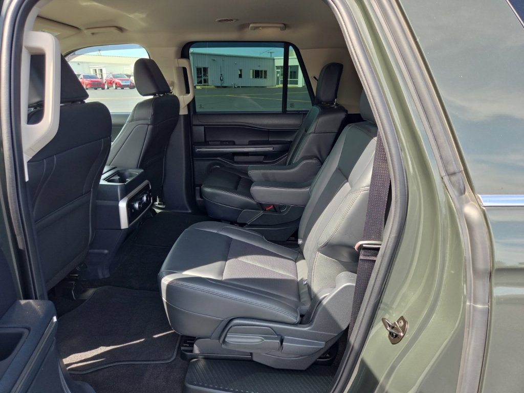 Used 2022 Ford Expedition Max XLT AWD/4WD image 10
