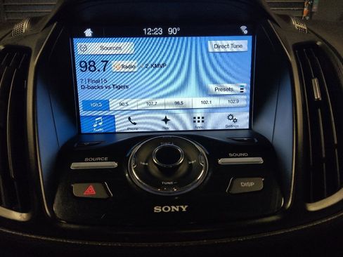 Used 2017 Ford Escape Titanium FWD image 25