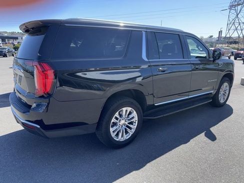 Used 2024 GMC Yukon XL SLT image 4
