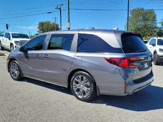 Certified 2026 Honda Odyssey Touring image 6