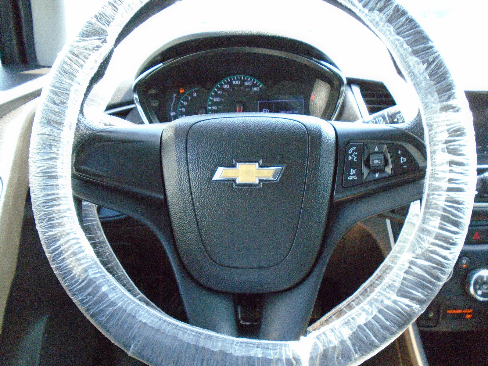 Used 2019 Chevrolet Trax LS AWD/4WD image 17