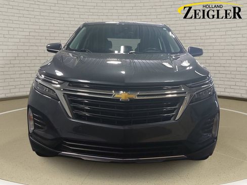 Used 2022 Chevrolet Equinox LT AWD/4WD image 2