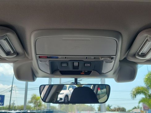 Used 2020 Subaru Forester Premium image 20