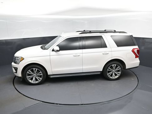 Used 2019 Ford Expedition XLT w/ Equipment Group 202A RWD image 33