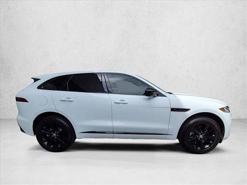 Certified 2026 Jaguar F-PACE R-Dynamic S AWD/4WD image 4