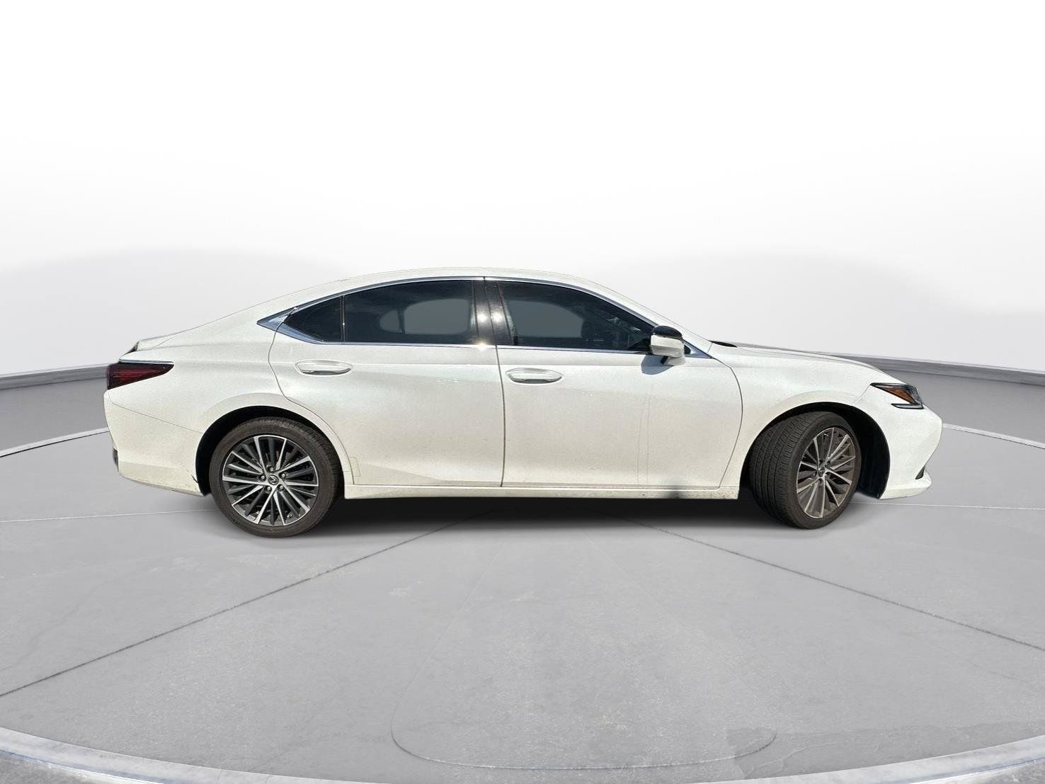 Used 2022 Lexus ES 250 w/ Premium Package AWD/4WD image 5
