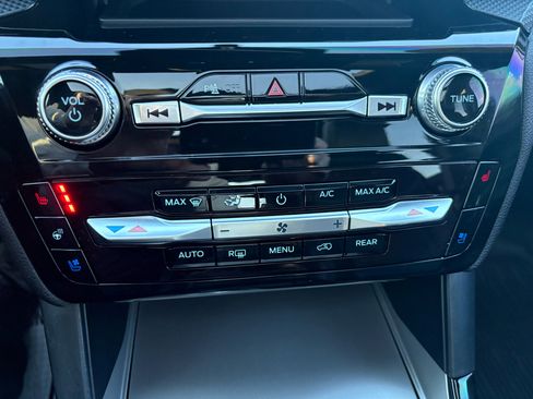 Used 2023 Ford Explorer ST w/ Equipment Group 401A image 24