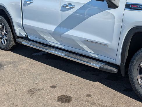 New 2026 GMC Sierra 1500 SLT w/ SLT Premium Plus Package image 17