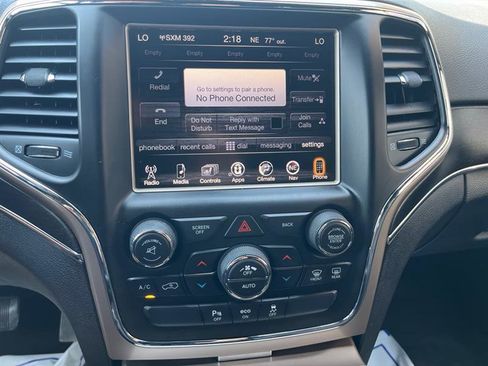 Used 2015 Jeep Grand Cherokee Limited w/ Luxury Group II AWD/4WD image 14