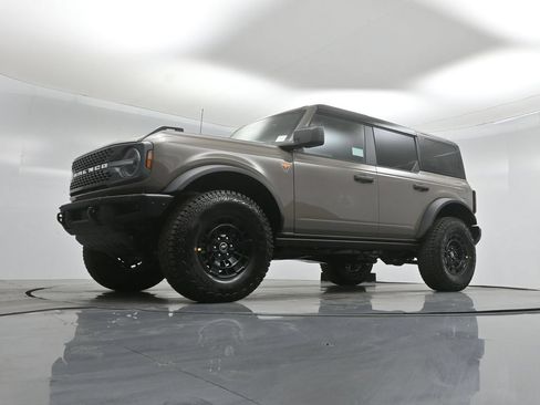 New 2026 Ford Bronco Badlands AWD/4WD image 42
