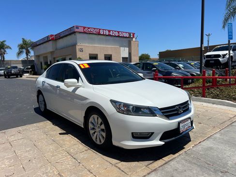 Used 2013 Honda Accord EX image 2