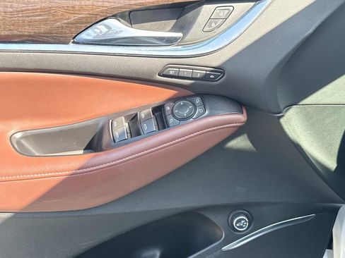 Used 2018 Buick Enclave Avenir w/ Avenir Technology Package FWD image 23