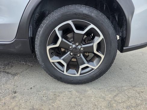 Used 2015 Subaru Crosstrek 2.0i Premium image 25