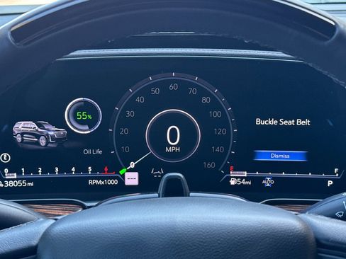 Used 2023 Cadillac Escalade Premium Luxury image 37