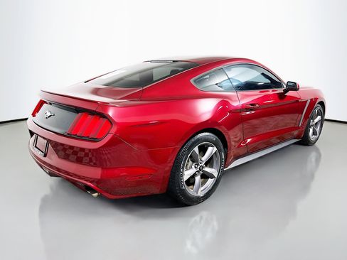 Used 2017 Ford Mustang Coupe RWD image 4