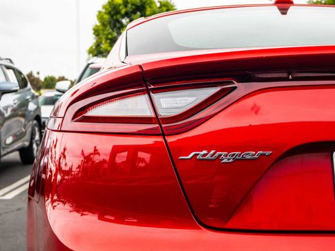 Used 2019 Kia Stinger RWD image 13