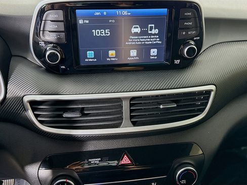 Used 2019 Hyundai Tucson SE image 18