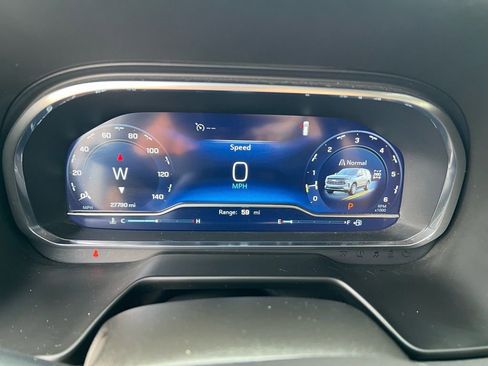 Used 2022 Chevrolet Tahoe Z71 w/ Luxury Package image 54