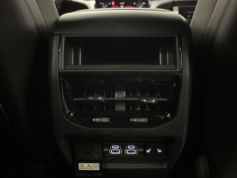 New 2025 Jeep Grand Cherokee Limited w/ Trailer Tow Package image 33