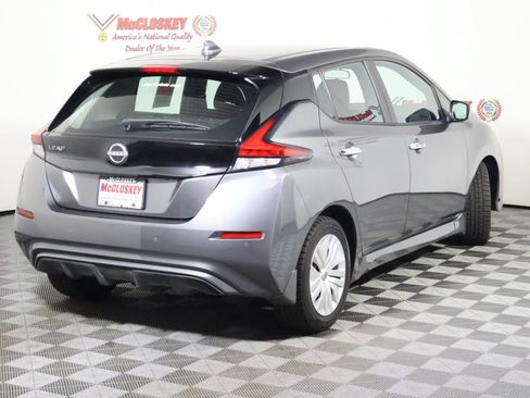 Used 2025 Nissan Leaf S FWD image 5