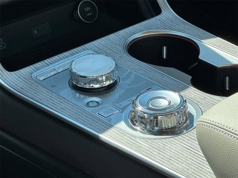 New 2026 Genesis GV80 2.5T Prestige image 7