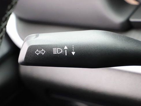 New 2025 Jeep Grand Cherokee L Altitude image 36