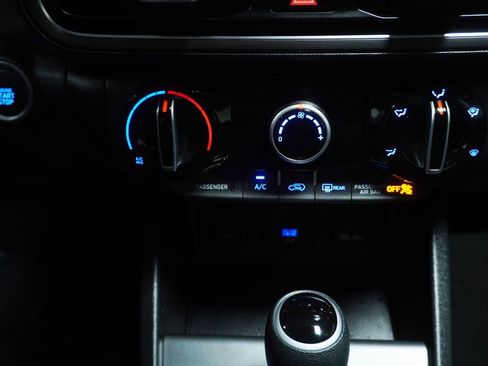 Used 2023 Hyundai Kona SEL w/ Cargo Package image 19