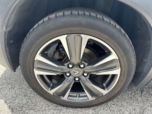 Used 2020 Lexus UX 250h w/ Premium Package AWD/4WD image 11