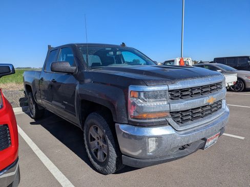 Used 2016 Chevrolet Silverado 1500 LT w/ All Star Edition AWD/4WD image 3