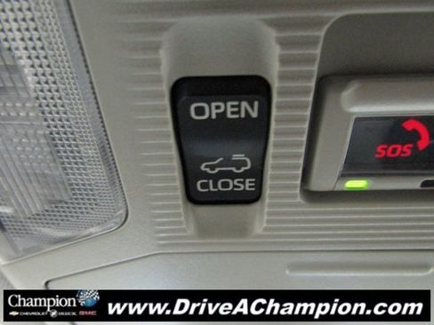 Used 2021 Toyota RAV4 XLE image 37