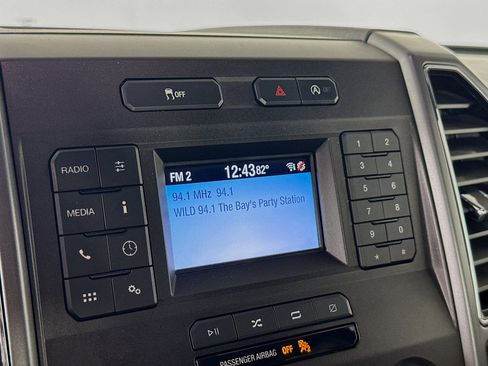 Used 2018 Ford F150 XLT RWD image 16