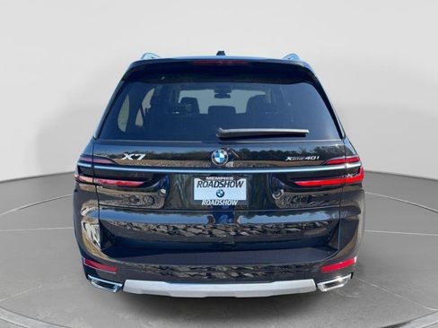 New 2026 BMW X7 xDrive40i w/ Premium Package AWD/4WD image 4