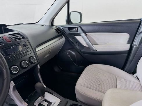 Used 2014 Subaru Forester 2.5i Premium w/ All-Weather Package image 10