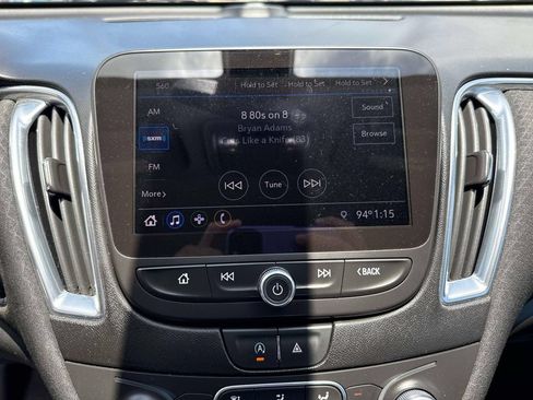 Used 2020 Chevrolet Malibu LT FWD image 25
