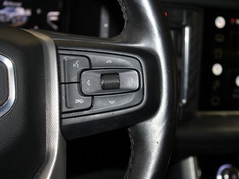 Used 2022 GMC Yukon XL Denali w/ Denali Premium Package image 25