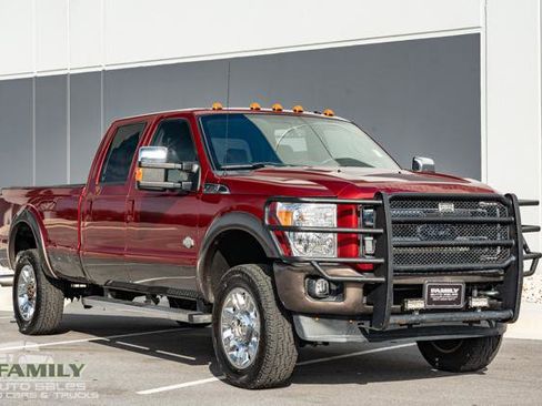 Used 2015 Ford F350 King Ranch w/ King Ranch w/Chrome Package image 11